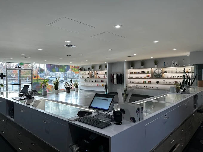 Cannavine Santa Rosa Store